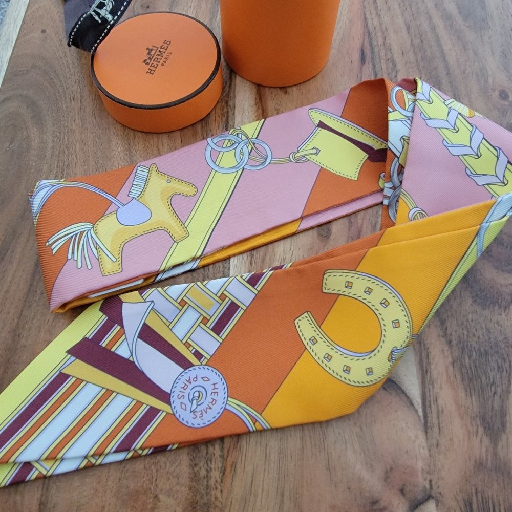 Hermes Twilly Brides Et Gris Gris silk